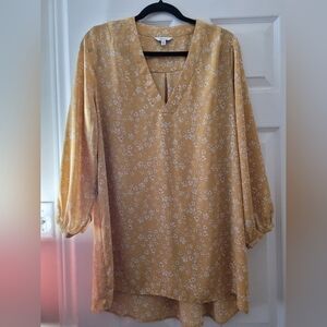 Reitmans Yellow Floral V-Neck Blouse